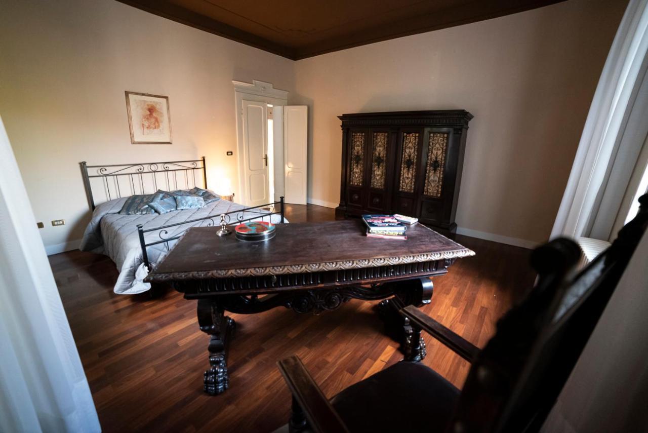 B&B Matteotti Luxury Home Виньола Екстериор снимка